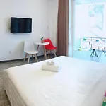 Yuki Hostel & Apartment